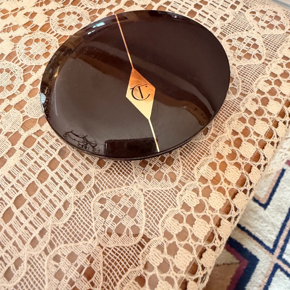 Charlotte Tilbury Deep Brown Cheek Compact